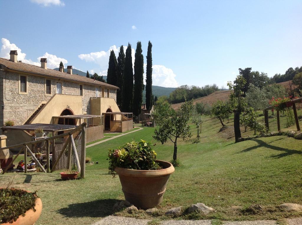 Agriturismo Due Ponti Кьянни Экстерьер фото